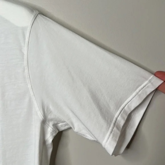 Lululemon Cortes Crop T-Shirt Logo White Special Edition - Picture 6 of 12
